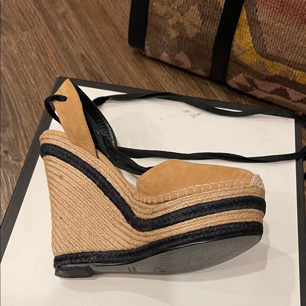 Gucci Tan and Black Espadrille Wedges - Picture 9 of 12